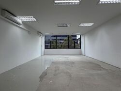 UB. One (D14), Factory #625432681